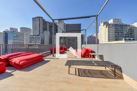 Studio para alugar com 25m², 0 quarto e sem vaga Studio para alugar com 25m², 0 quarto e sem vagaTerraço