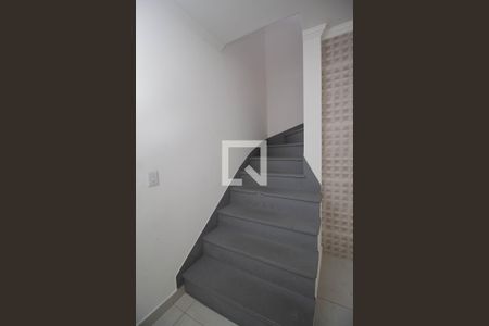 Escada da Sala de casa à venda com 3 quartos, 170m² em Vila Carolina, São Paulo