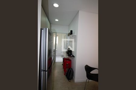 Apartamento para alugar com 75m², 2 quartos e 2 vagas Apartamento para alugar com 75m², 2 quartos e 2 vagasCozinha