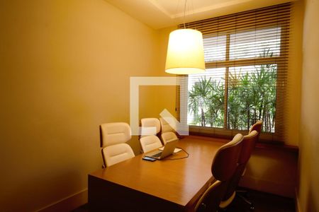 Apartamento para alugar com 75m², 2 quartos e 2 vagas Apartamento para alugar com 75m², 2 quartos e 2 vagasHome Office