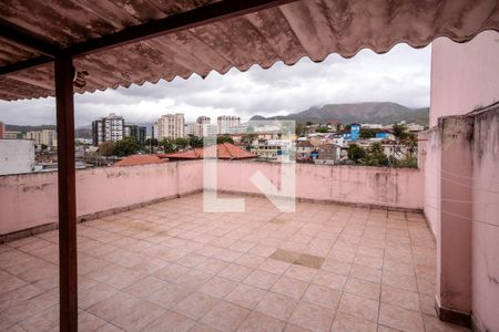 Casa de condomínio para alugar com 111m², 3 quartos e 2 vagasTerraço