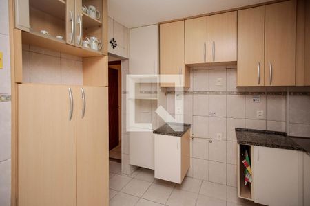 Casa de condomínio para alugar com 111m², 3 quartos e 2 vagasCozinha