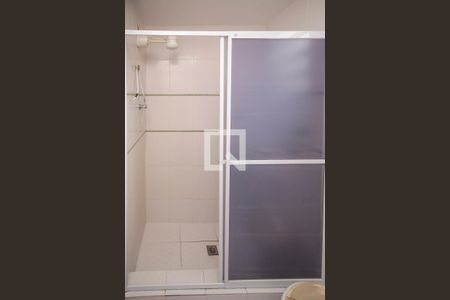 Casa de condomínio para alugar com 111m², 3 quartos e 2 vagasBanheiro Suíte