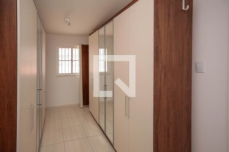 Casa de condomínio para alugar com 111m², 3 quartos e 2 vagasCloset Suíte