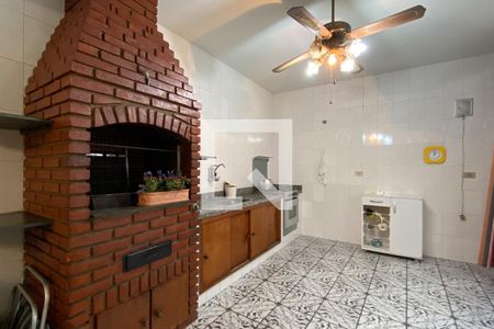 Casa à venda com 160m², 2 quartos e 2 vagasChurrasqueira