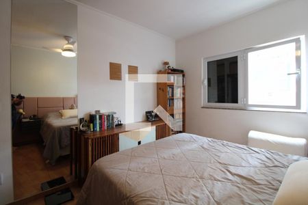 Quarto 1 de apartamento à venda com 2 quartos, 75m² em Cambuí, Campinas