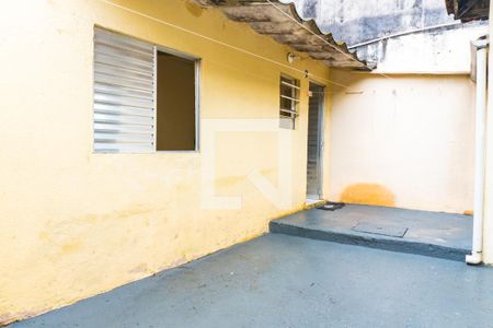 Casa para alugar com 45m², 1 quarto e sem vagaÁrea comum - Quintal