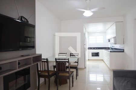 Sala/Cozinha de apartamento para alugar com 2 quartos, 65m² em Canasvieiras, Florianópolis
