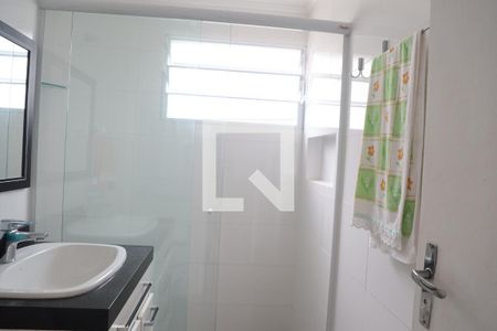 Banheiro 1 de apartamento para alugar com 2 quartos, 65m² em Canasvieiras, Florianópolis