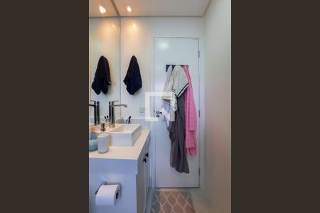 Apartamento à venda com 140m², 2 quartos e 2 vagasBanheiro da Suíte