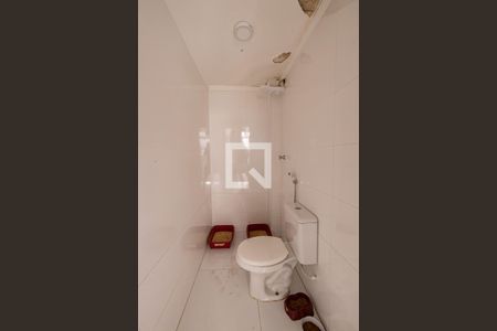 Apartamento à venda com 92m², 2 quartos e 1 vaga Apartamento à venda com 92m², 2 quartos e 1 vagaBanheiro de serviço