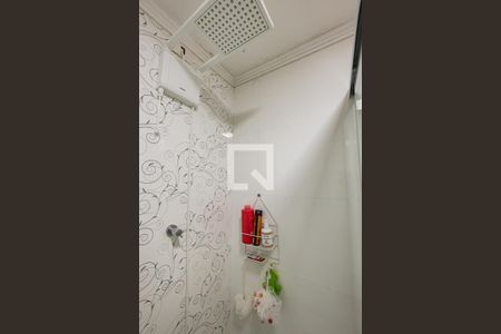 Apartamento à venda com 92m², 2 quartos e 1 vaga Apartamento à venda com 92m², 2 quartos e 1 vagaBanheiro Suite