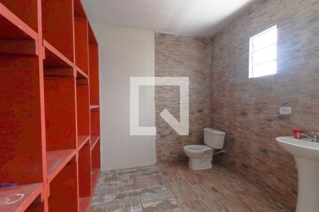 Casa de condomínio para alugar com 140m², 3 quartos e 2 vagasBanheiro da Suite 2