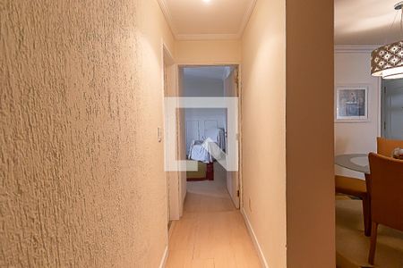 Corredor quartos de apartamento para alugar com 2 quartos, 120m² em Itaim Bibi, São Paulo
