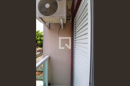 Casa à venda com 110m², 3 quartos e 2 vagasvaranda