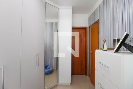 Casa à venda com 110m², 3 quartos e 2 vagasQuarto 2 - Suíte
