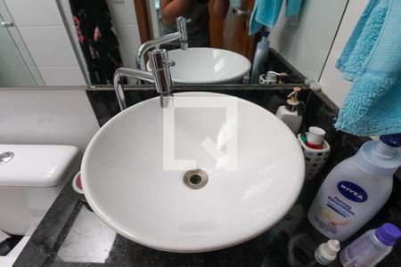 Casa à venda com 110m², 3 quartos e 2 vagasBanheiro da Suíte 2