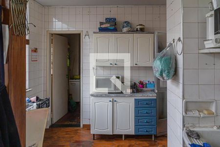 Apartamento para alugar com 160m², 3 quartos e 1 vagaÁrea de Serviço