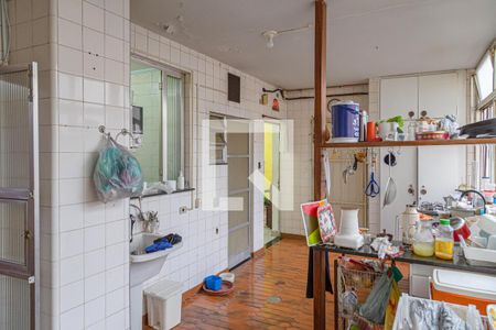 Apartamento para alugar com 160m², 3 quartos e 1 vagaÁrea de Serviço