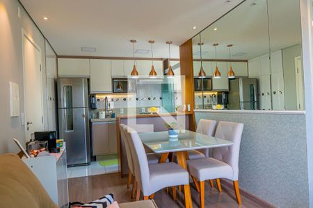 Sala de apartamento à venda com 2 quartos, 47m² em Vila Marieta, Campinas