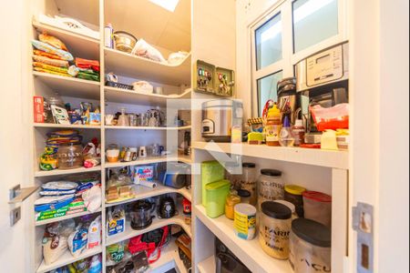 Casa à venda com 409m², 6 quartos e 6 vagasDespensa