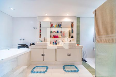 Casa à venda com 409m², 6 quartos e 6 vagasbanheiro do Quarto 1