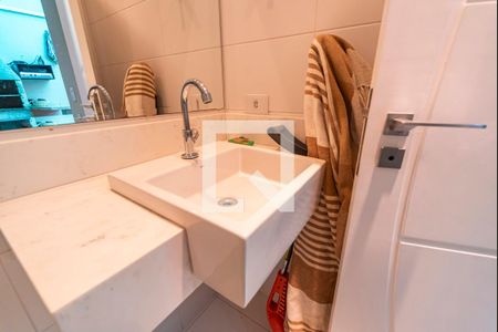 Casa à venda com 409m², 6 quartos e 6 vagasBanheiro da Área Gourmet