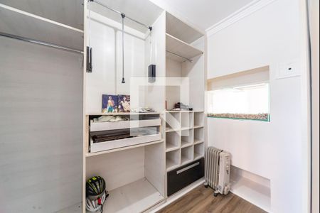 Casa à venda com 409m², 6 quartos e 6 vagasCloset do quarto 4