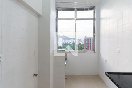 Apartamento à venda com 60m², 2 quartos e sem vagaCozinha e Área de Serviço