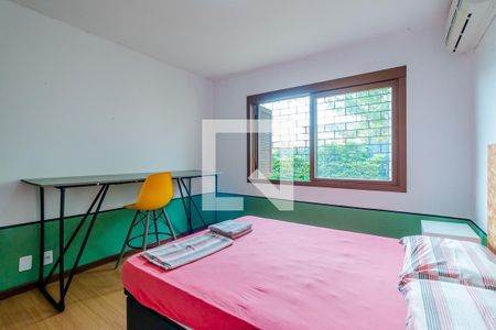 Casa para alugar com 330m², 5 quartos e 2 vagasPrimeira Casa - Quarto