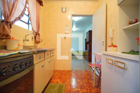 Cozinha de apartamento à venda com 1 quarto, 31m² em Jardim São Pedro, Porto Alegre