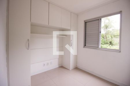 Quarto 2 de apartamento para alugar com 3 quartos, 56m² em Colônia (zona Leste), São Paulo