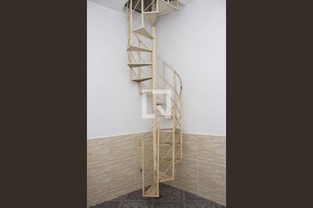 Quarto  de casa para alugar com 1 quarto, 45m² em Engenheiro Leal, Rio de Janeiro