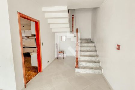 escada de casa à venda com 5 quartos, 400m² em Tucuruvi, São Paulo