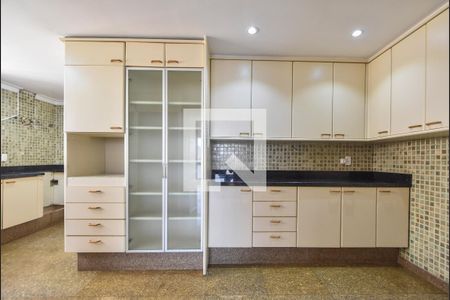 Apartamento para alugar com 314m², 3 quartos e 4 vagasCopa / Cozinha
