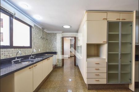 Apartamento para alugar com 314m², 3 quartos e 4 vagasCopa / Cozinha