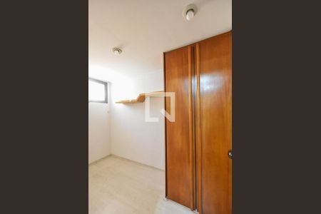 Apartamento para alugar com 314m², 3 quartos e 4 vagasQuarto de Serviços 02