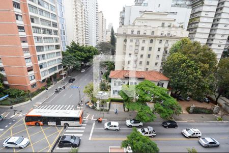 Vista da Sala de apartamento à venda com 2 quartos, 175m² em Higienópolis, São Paulo