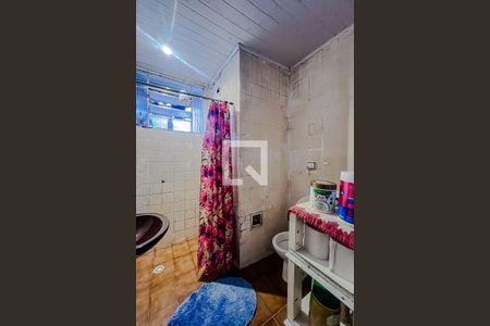 Casa à venda com 180m², 4 quartos e 2 vagasBanheiro (Casa 2)