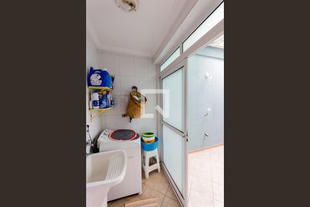 Casa à venda com 120m², 3 quartos e 2 vagas Casa à venda com 120m², 3 quartos e 2 vagasÁrea de Serviço