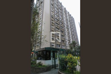 Apartamento para alugar com 100m², 3 quartos e 1 vaga Apartamento para alugar com 100m², 3 quartos e 1 vagaFachada