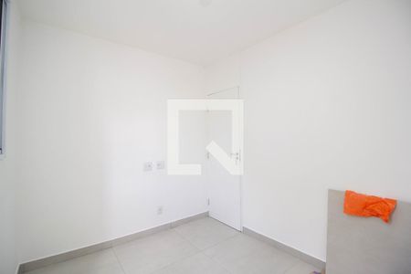 Quarto 1 de apartamento para alugar com 2 quartos, 52m² em Jardim Íris, São Paulo