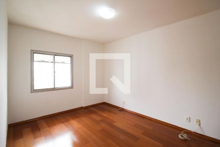 Apartamento para alugar com 74m², 2 quartos e 1 vagaQuarto 1 