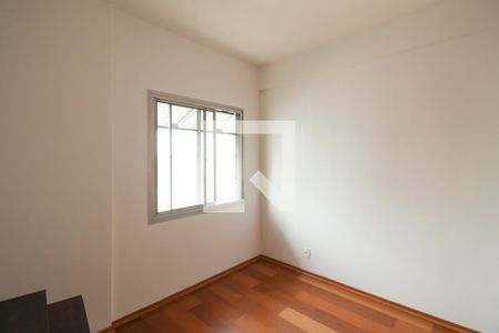 Apartamento para alugar com 74m², 2 quartos e 1 vagaQuarto 2