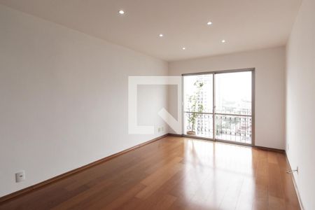Apartamento para alugar com 74m², 2 quartos e 1 vagaSala