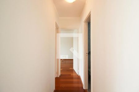 Apartamento para alugar com 74m², 2 quartos e 1 vagaCorredor 