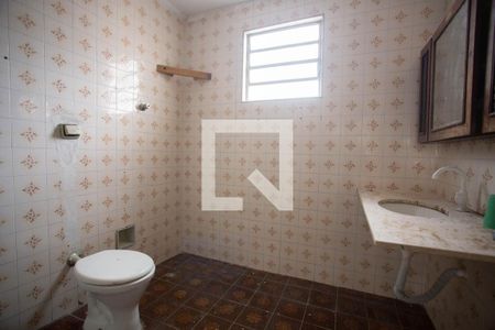 Casa para alugar com 190m², 4 quartos e 2 vagasBanheiro 1