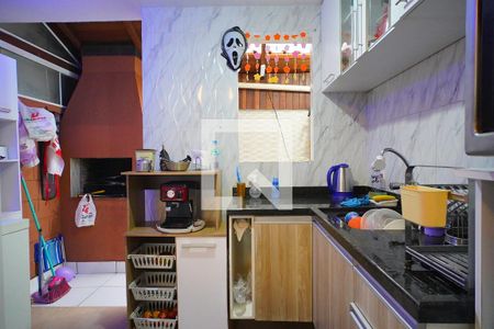 Cozinha de casa de condomínio à venda com 3 quartos, 86m² em Jardim Itu, Porto Alegre