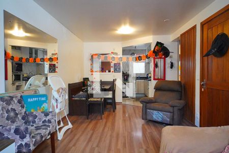 Sala de casa de condomínio à venda com 3 quartos, 86m² em Jardim Itu, Porto Alegre