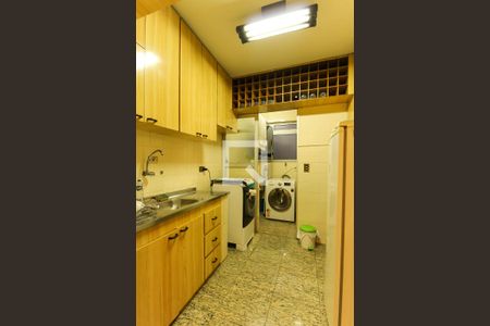 Apartamento à venda com 60m², 2 quartos e 1 vaga Apartamento à venda com 60m², 2 quartos e 1 vagaCozinha